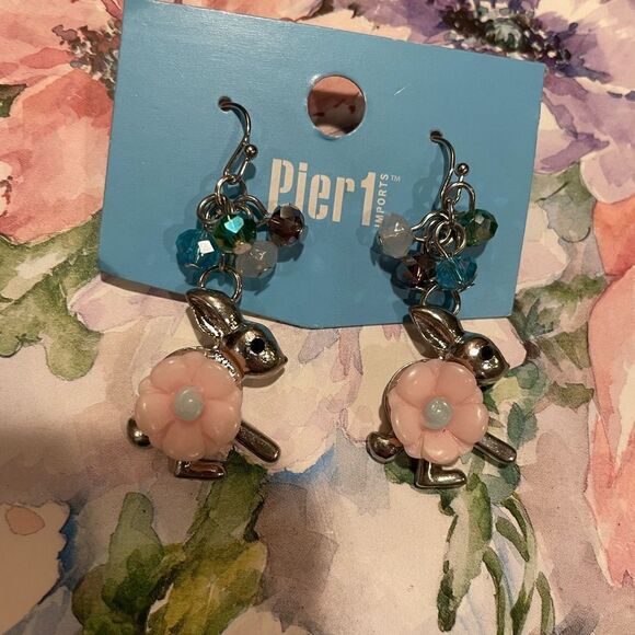 Pier 1 Easter Bunny Floral Jewel Earrings - Picture 4 of 12